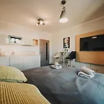 Apartmán Citybeat Apartments, 400m From The Square *