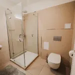 Citybeat Apartments, 400m From The Square بلزن