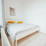 Citybeat Apartments, 400m From The Square شقة بلزن