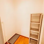 شقة Citybeat Apartments, 400m From The Square *