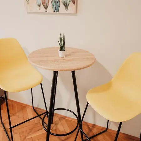 Citybeat Apartments, 400m From The Square Lägenhet Plzeň