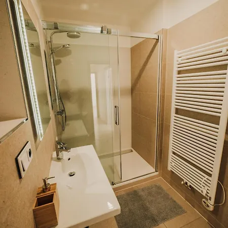 Lägenhet Citybeat Apartments, 400m From The Square