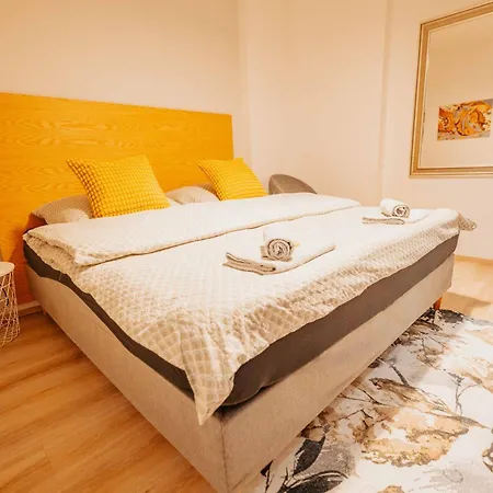 Lägenhet Citybeat Apartments, 400m From The Square *