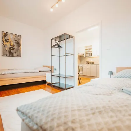 Citybeat Apartments, 400m From The Square Apartament Pilzno