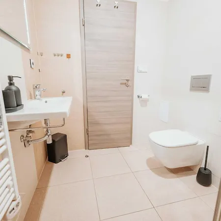 Lägenhet Citybeat Apartments, 400m From The Square *