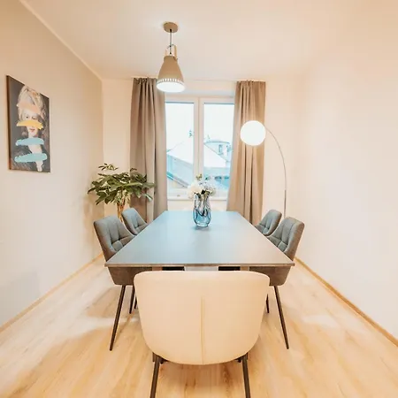 Citybeat Apartments, 400m From The Square Apartament