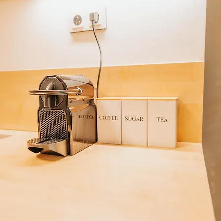 Citybeat Apartments, 400m From The Square