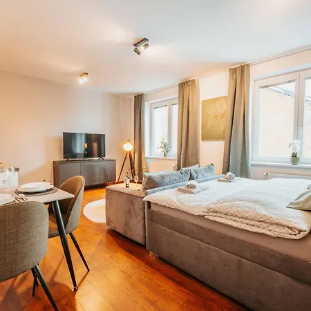Citybeat Apartments, 400m From The Square * Pilzno