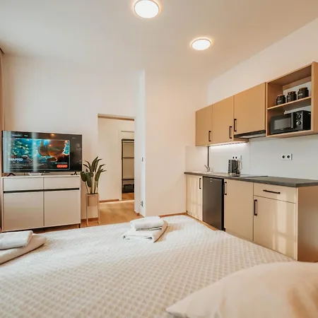 Citybeat Apartments, 400m From The Square Apartament Pilzno