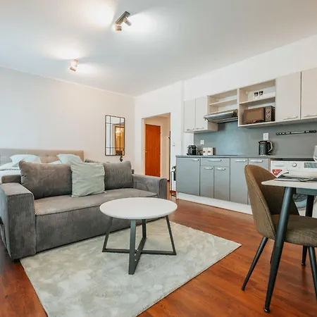 Citybeat Apartments, 400m From The Square Apartament