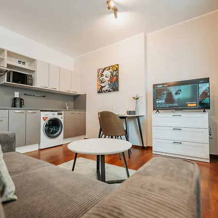Citybeat Apartments, 400m From The Square Apartament