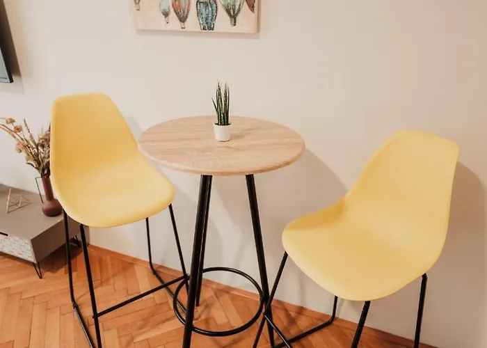 Citybeat Apartments, 400m From The Square Апартаменты Пльзень