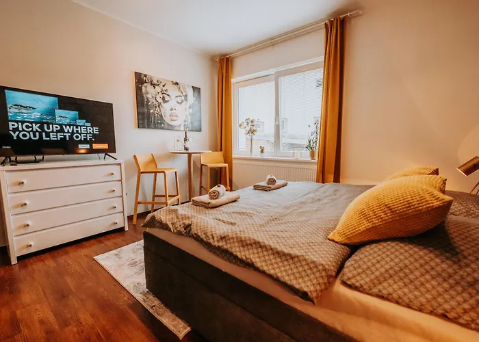 Апартаменты Citybeat Apartments, 400m From The Square *
