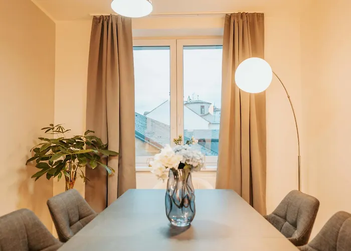 Citybeat Apartments, 400m From The Square Apartmán *