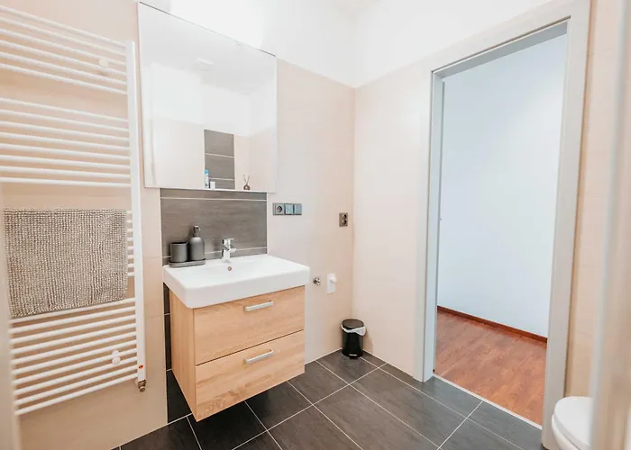 Citybeat Apartments, 400m From The Square Апартаменты *