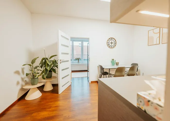 Citybeat Apartments, 400m From The Square Апартаменты *