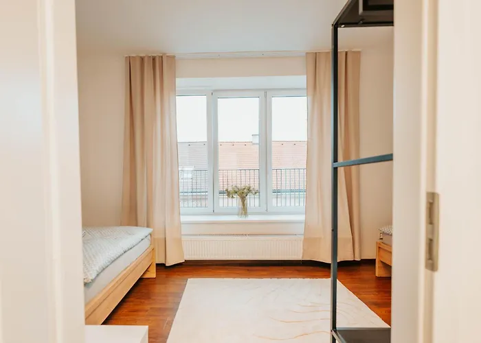 Citybeat Apartments, 400m From The Square * Пльзень