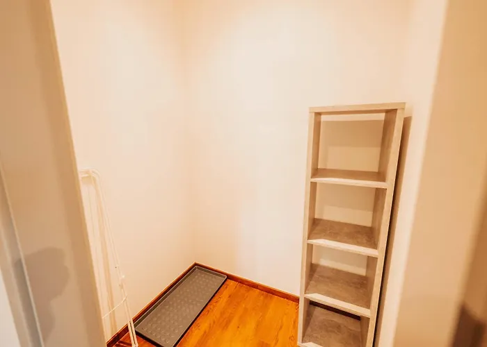 Апартаменты Citybeat Apartments, 400m From The Square *