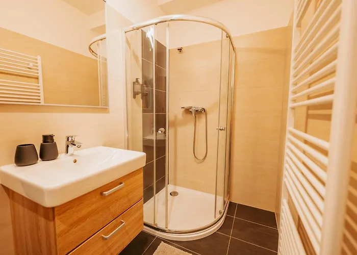Апартаменты Citybeat Apartments, 400m From The Square Пльзень