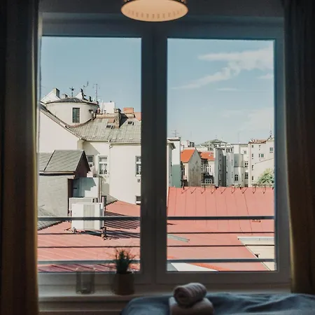 Citybeat Apartments, 400m From The Square