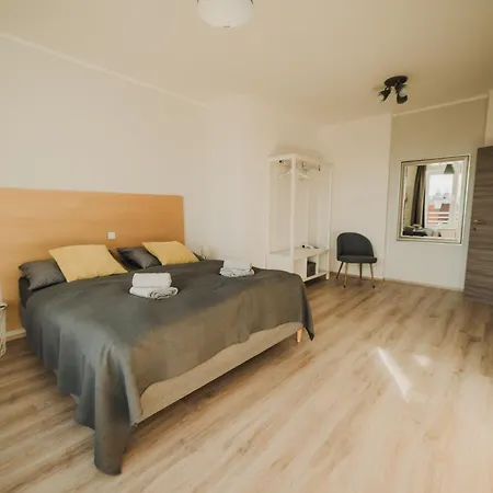 Citybeat Apartments, 400m From The Square Appartement *