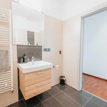 Citybeat Apartments, 400m From The Square Appartement *
